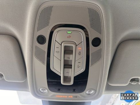 Used 2022 Audi Q8 Premium Plus w/ Premium Plus Package image 22