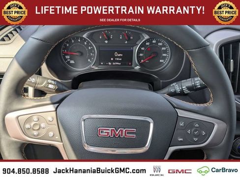 Used 2024 GMC Terrain AT4 AWD/4WD image 30