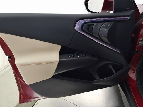 Used 2025 BMW X3 xDrive30i w/ Convenience Package image 10