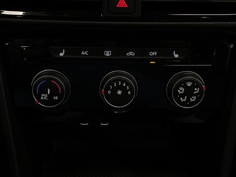 New 2025 Volkswagen Taos S image 22