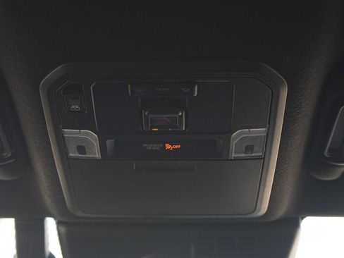 Used 2025 Toyota 4Runner SR5 AWD/4WD image 25