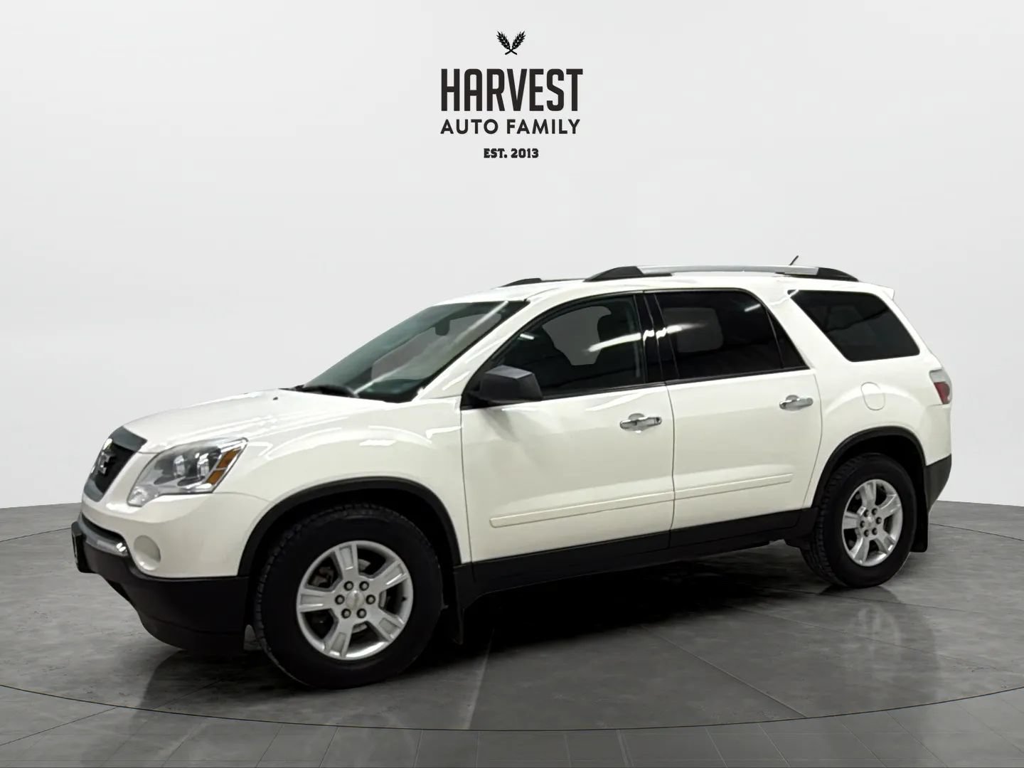 Used 2011 GMC Acadia SLE AWD/4WD image 1