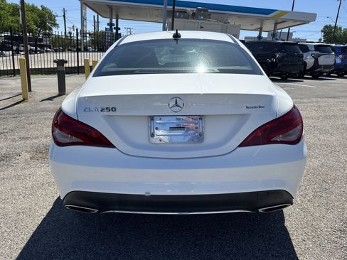 Used 2019 Mercedes-Benz CLA 250 image 4