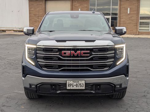 Used 2022 GMC Sierra 1500 SLT w/ SLT Convenience Package image 9