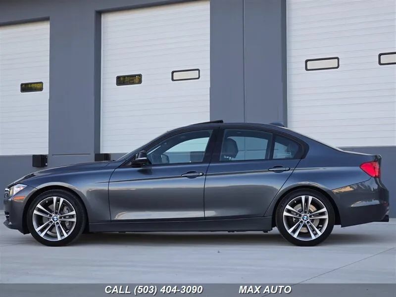 Used 2013 BMW 335i Sedan RWD image 5