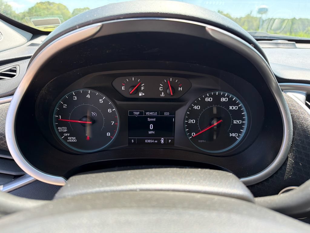 Used 2025 Chevrolet Malibu LT FWD image 25