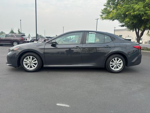 Used 2025 Toyota Camry LE FWD image 4