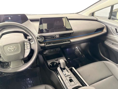 Used 2024 Toyota Prius XLE image 35