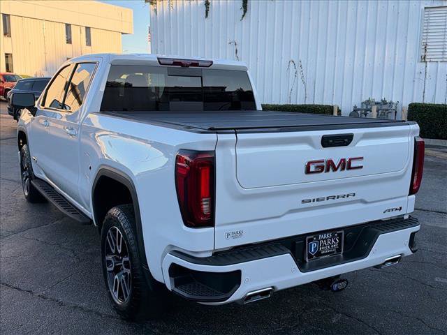 Certified 2025 GMC Sierra 1500 AT4 w/ AT4 Premium Package AWD/4WD image 8