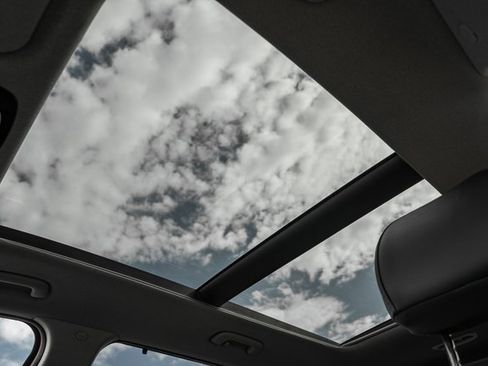 Used 2023 Hyundai Santa Fe Limited image 34