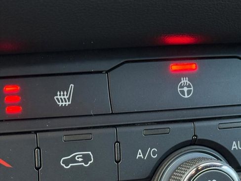 Used 2023 Dodge Durango GT image 27