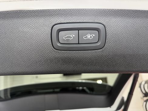 Used 2022 Volvo XC90 T6 Momentum w/ Advanced Package AWD/4WD image 26
