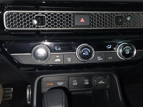 Used 2025 Honda Civic Sport image 18
