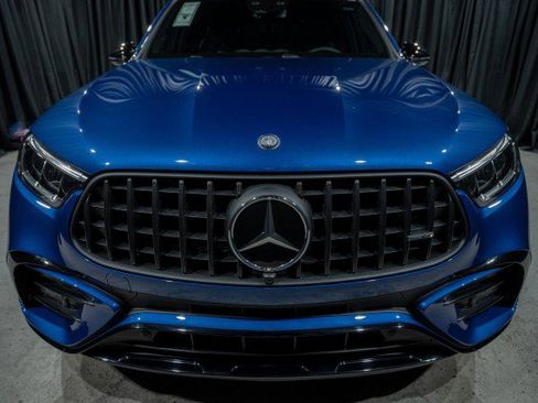 Used 2025 Mercedes-Benz GLC 43 AMG 4MATIC image 2
