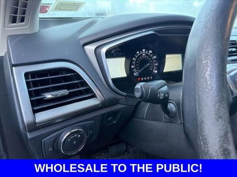 Used 2020 Ford Fusion SE image 23