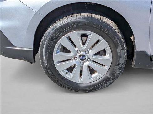 Used 2016 Subaru Outback 2.5i Premium image 27