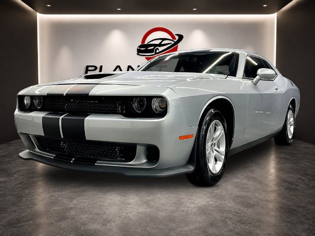 Used 2021 Dodge Challenger SXT w/ Blacktop Package RWD image 3