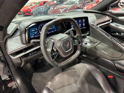 Used 2021 Chevrolet Corvette Stingray Premium Conv w/ Z51 Performance Package RWD image 9