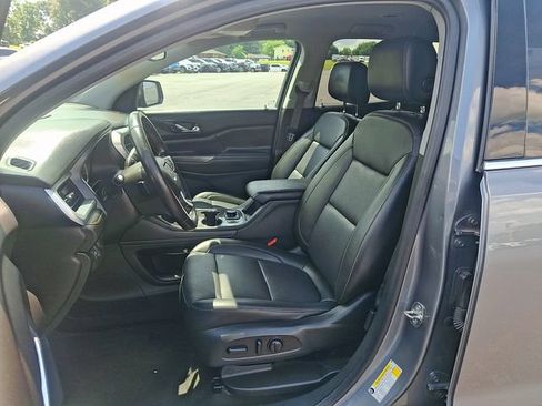 Used 2021 GMC Acadia SLT AWD/4WD image 15