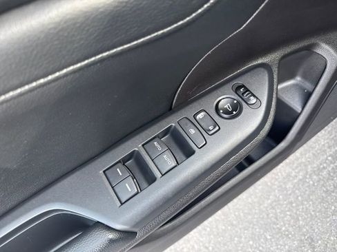 Used 2020 Honda Civic EX-L image 10