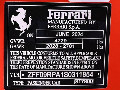 Used 2025 Ferrari Roma Spider RWD image 29