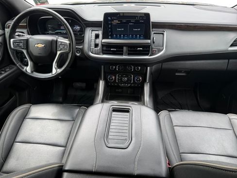 Used 2024 Chevrolet Suburban Premier AWD/4WD image 13