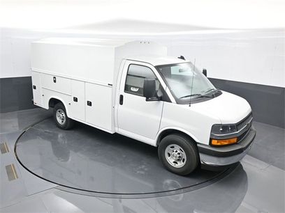 New 2025 Chevrolet Express 3500 w/ Power Convenience Package