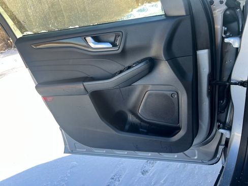 Used 2023 Ford Escape ST-Line w/ Tech Pack #1 image 10