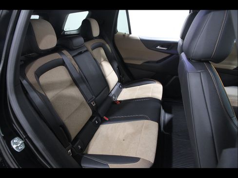 Used 2026 Chevrolet Equinox ACTIV AWD/4WD image 15