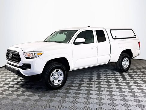 Used 2021 Toyota Tacoma SR RWD image 4