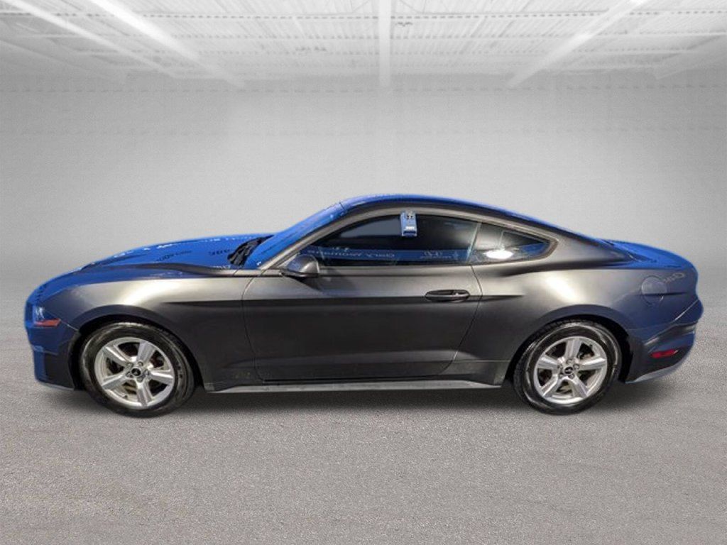 Used 2018 Ford Mustang Coupe RWD image 8
