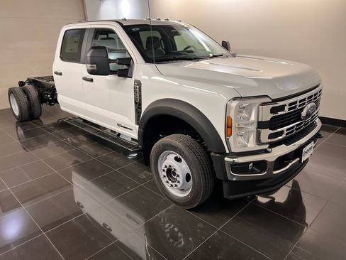 New 2026 Ford F550 4x4 Crew Cab image 1