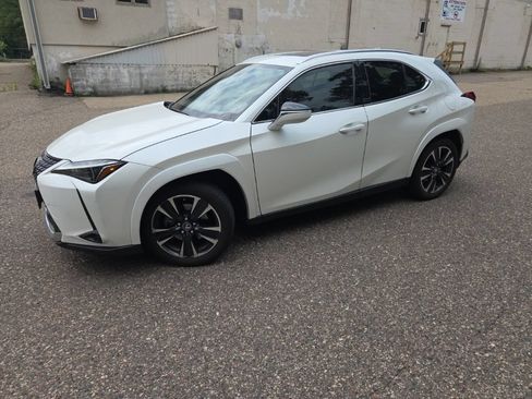 Certified 2024 Lexus UX 250h AWD w/ Premium Package image 3