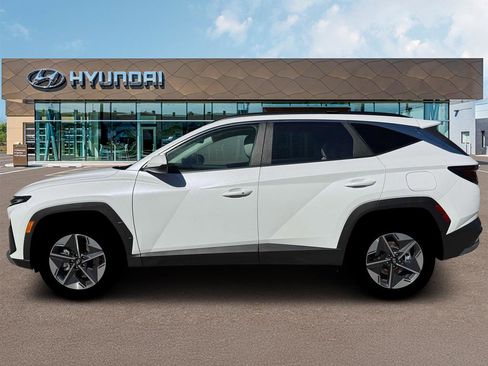 New 2026 Hyundai Tucson SEL image 3