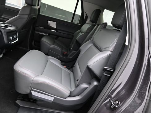 New 2025 Ford Expedition Max Active image 19