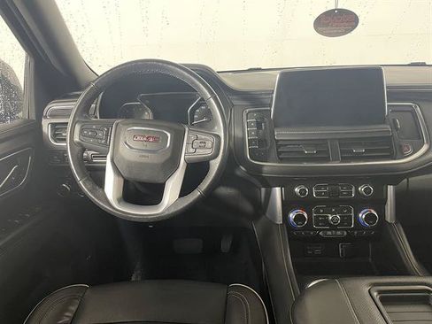Used 2021 GMC Yukon SLT w/ SLT Premium Package AWD/4WD image 14