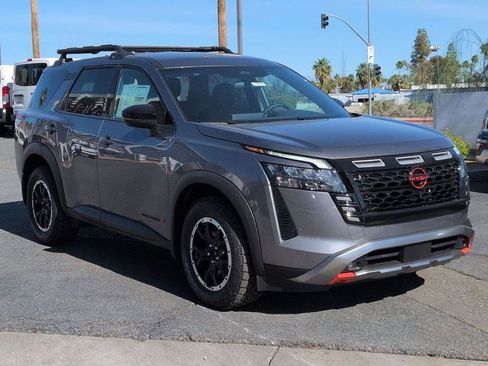 New 2026 Nissan Pathfinder Rock Creek image 6