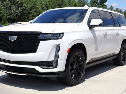 Used 2021 Cadillac Escalade ESV Sport Platinum w/ LPO, ONYX Package AWD/4WD image 14