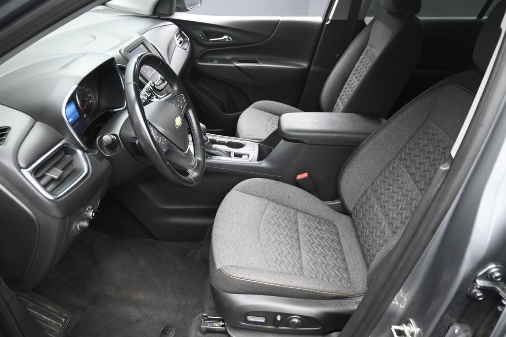 Used 2024 Chevrolet Equinox LT AWD/4WD image 17