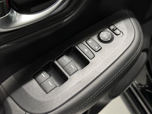 Used 2024 Honda HR-V LX image 24