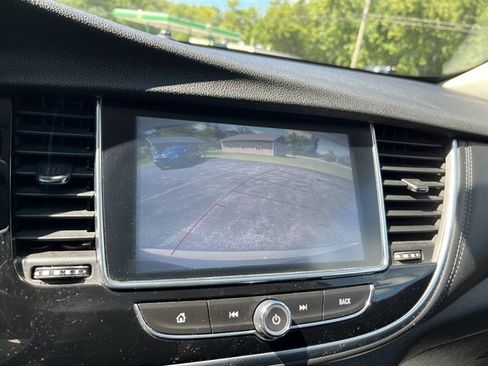 Used 2018 Buick Encore Sport Touring AWD/4WD image 24