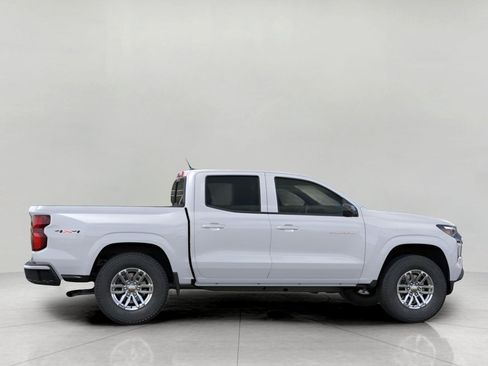 Used 2026 Chevrolet Colorado LT w/ LT Convenience Package AWD/4WD image 5