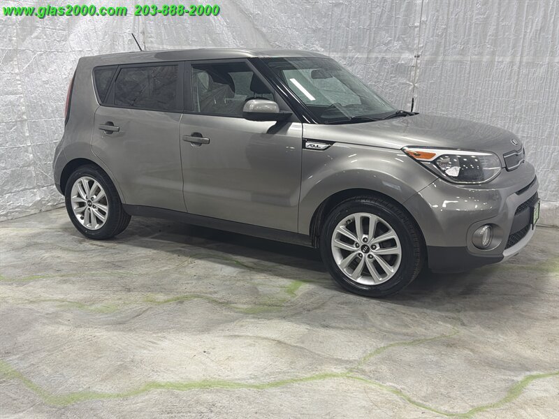 Used 2019 Kia Soul + FWD image 33
