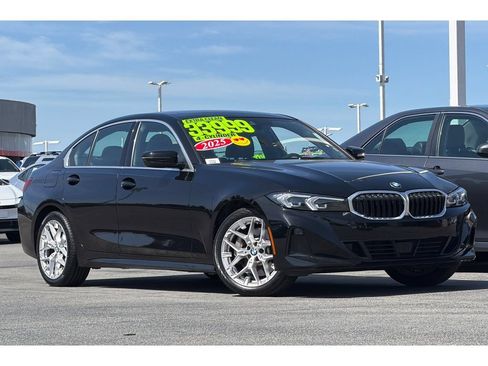 Used 2025 BMW 330i Sedan RWD image 2