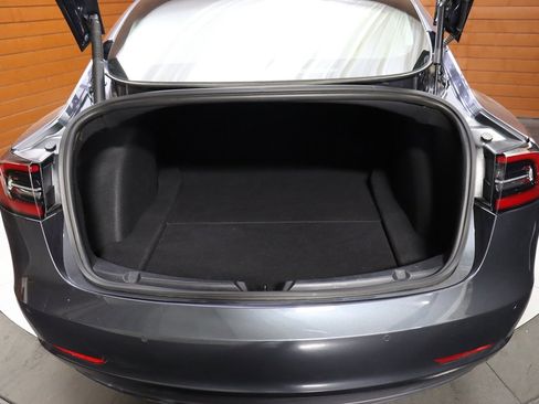 Used 2023 Tesla Model 3 Standard Range image 25