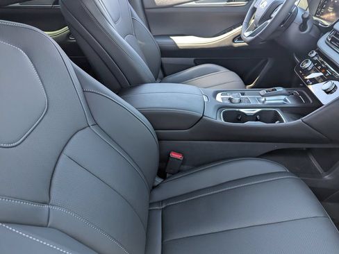 Certified 2027 INFINITI QX60 Sport w/ Dark Cargo Package AWD/4WD image 29