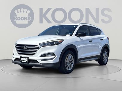 Used 2017 Hyundai Tucson SE w/ SE Popular Package 02