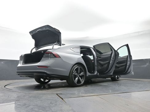 Used 2024 Honda Accord Sport image 45