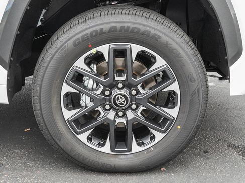 New 2026 Toyota Tundra Limited image 9