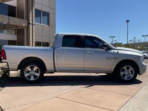 Used 2015 RAM 1500 Big Horn AWD/4WD image 9